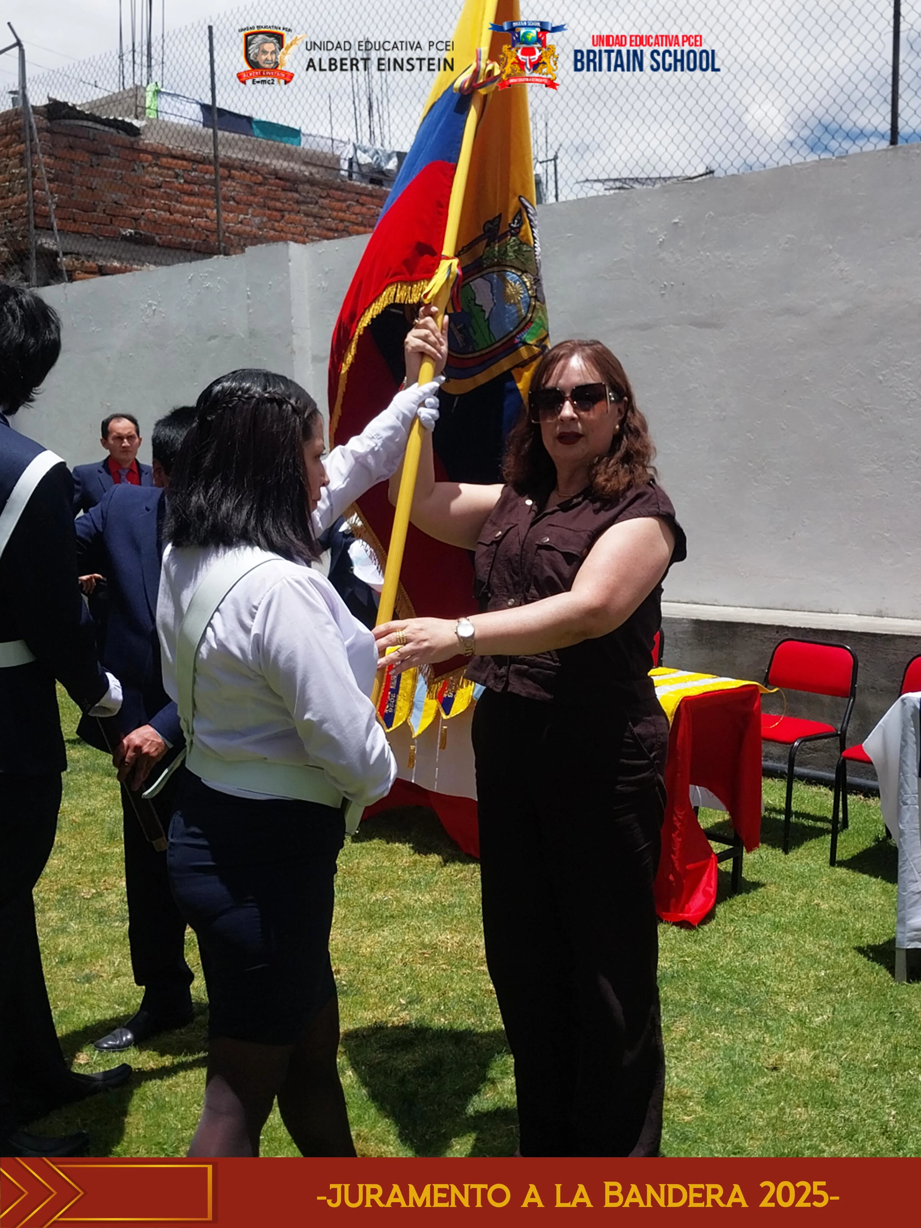 Izada de bandera Britain School